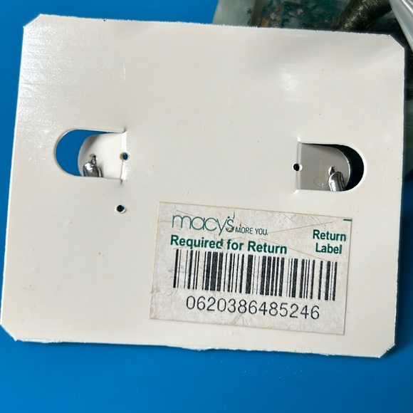 🖤Haskell lever back earrings - Picture 5 of 9